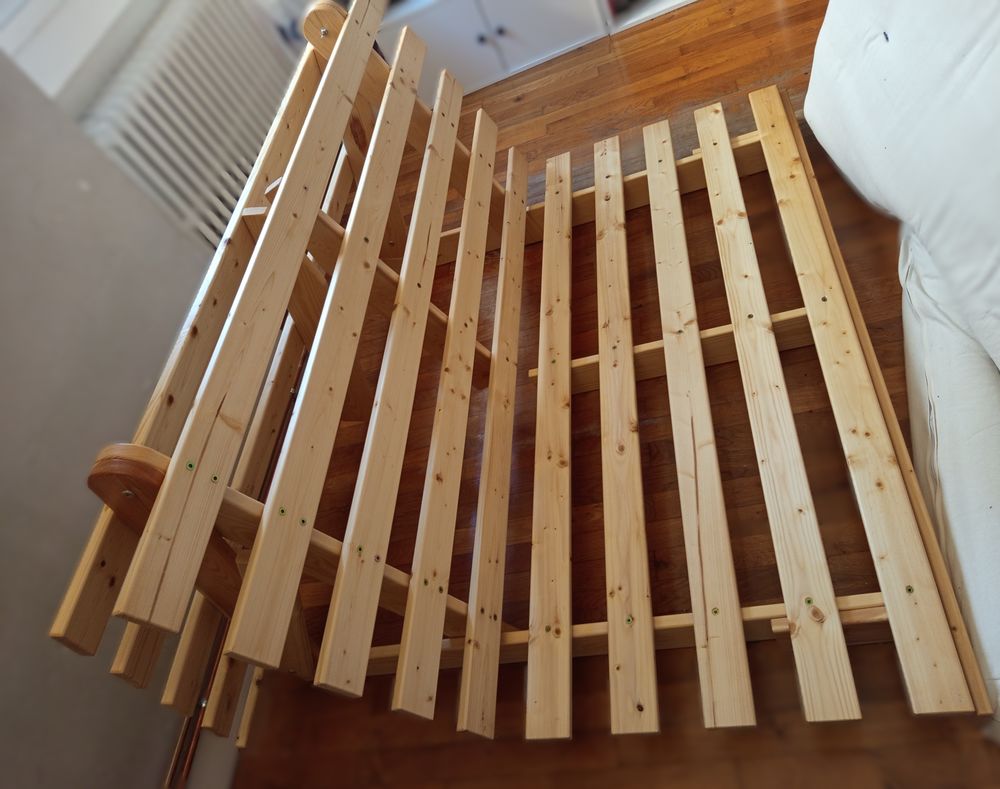 Futon 140x200 cm avec matelas ? Bon &eacute;tat Meubles