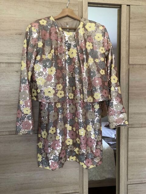 Robe et boléro scintillant Mont-sous-Vaudrey (39)