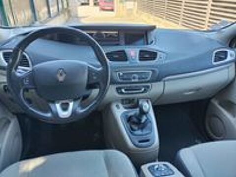 Sc&eacute;nic III Scenic III TCe 130 Expression Euro 5 2010 occasion 26210 Moras-en-Valloire