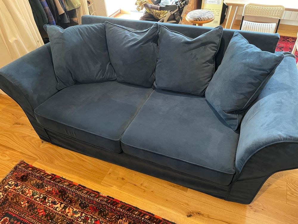 Canap&eacute; 3 places convertible velours bleu navy ? comme neuf Meubles