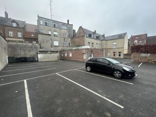  Parking / Garage à louer 15 m²