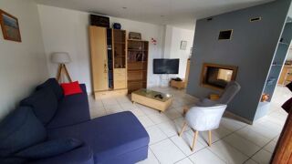  Appartement à louer 5 pièces 150 m²