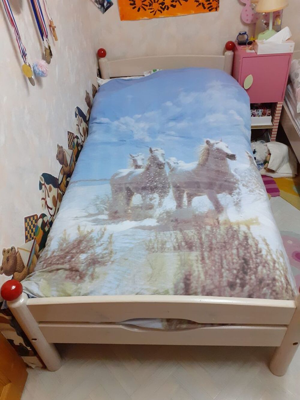 Lit en pin avec sommier Mobilier enfants