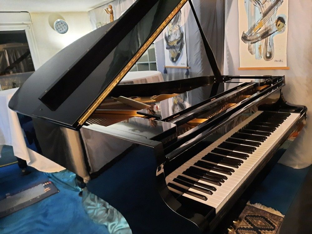 Piano &agrave; queue KAWAI Instruments de musique