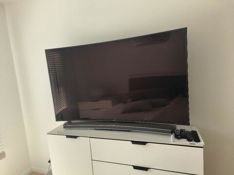 TV ultra HD (4k) SAMSUNG 1655 cm Incurvée (4200R) avec Barre 495 Antibes (06)