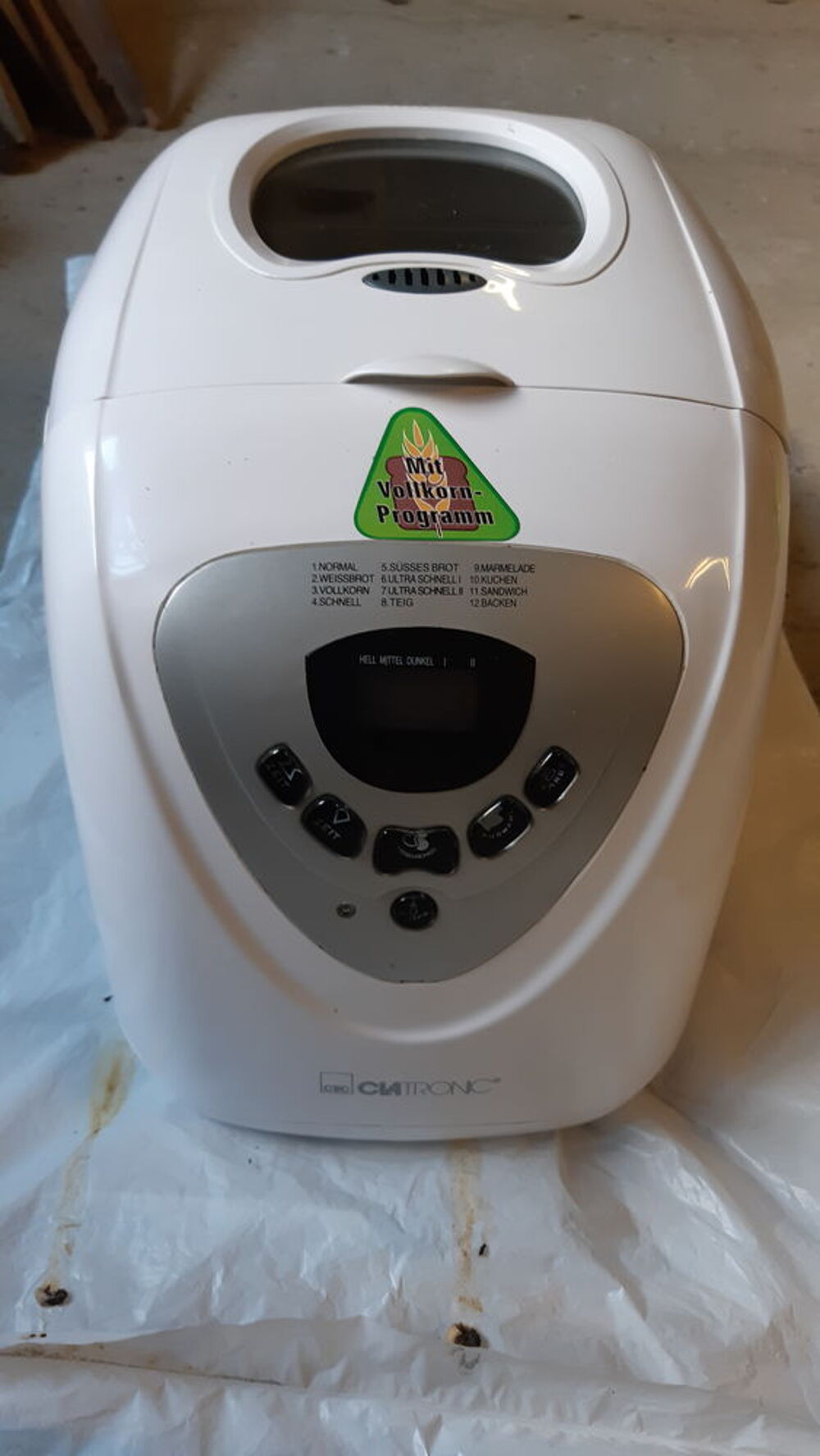 Machine a pain avec notice. 25€ Cuisine