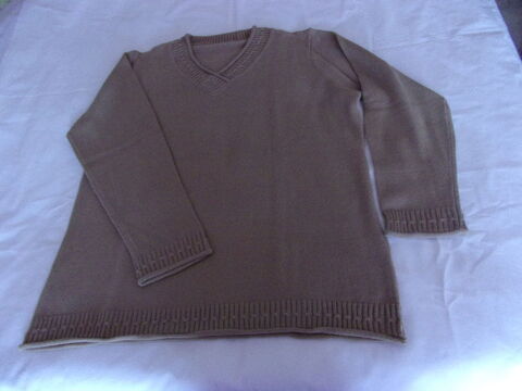 Pull taupe 6 Cannes (06)