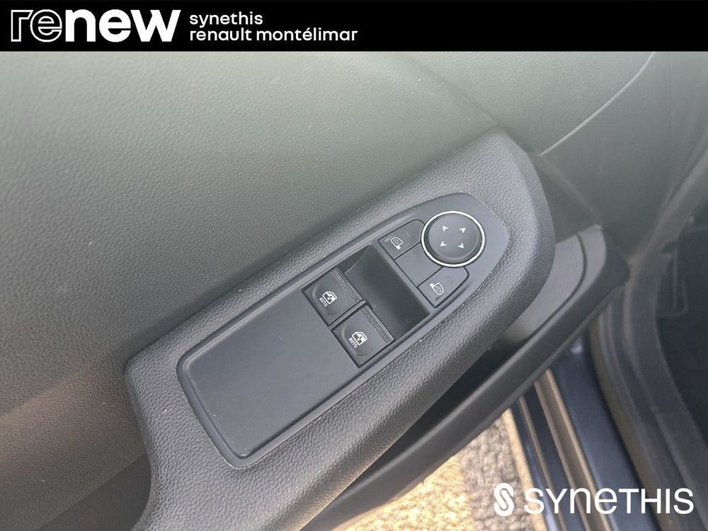 Clio IV CLIO SOCIETE BLUE DCI 100 - 21N BUSINESS REVERSIBLE 2022 occasion 26200 Mont&eacute;limar