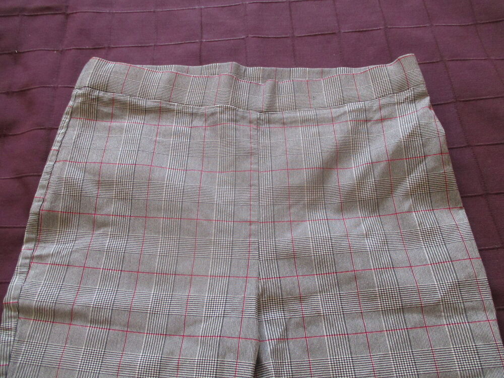 pantalons noir imprim&eacute; ou &agrave; fleur ou quadrill&eacute; rouge noir Vêtements