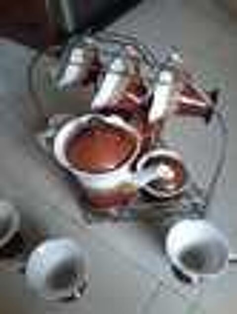 Services entier a caf&eacute; sur portique Dcoration