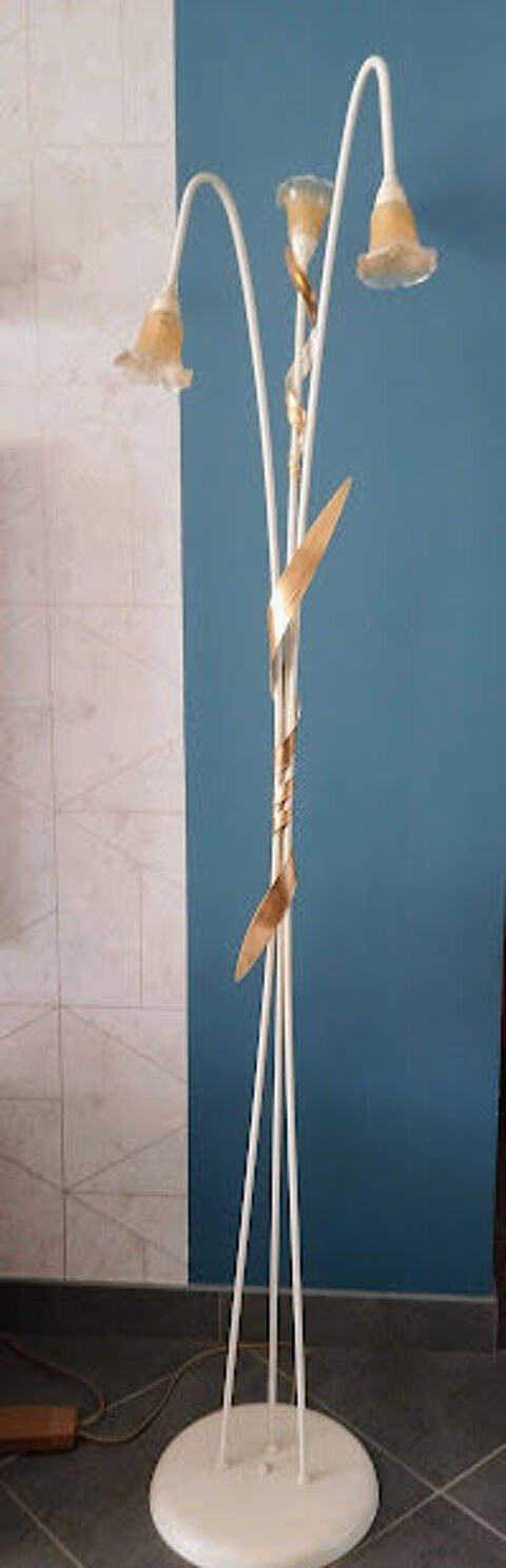 Lampadaire de belle qualité 50 Châteauroux (36)