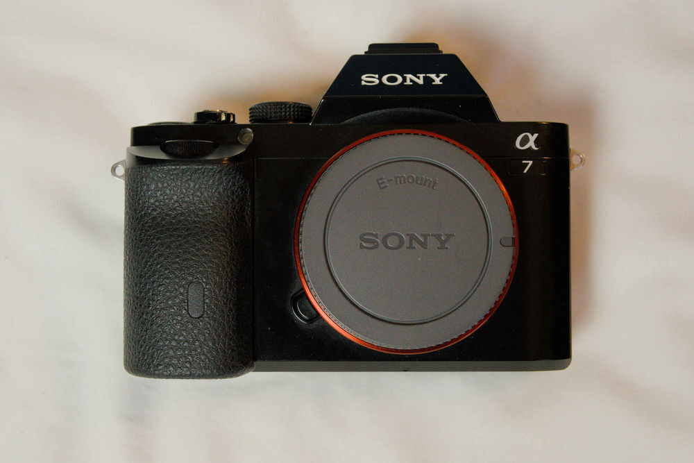 Appareil photo plein format Sony A7 Photos/Video/TV
