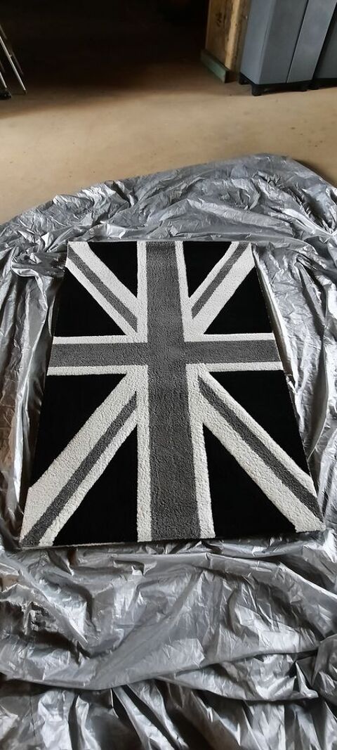 lot de deux tapis dimension : 160 X 114
50 Cuvry (57)