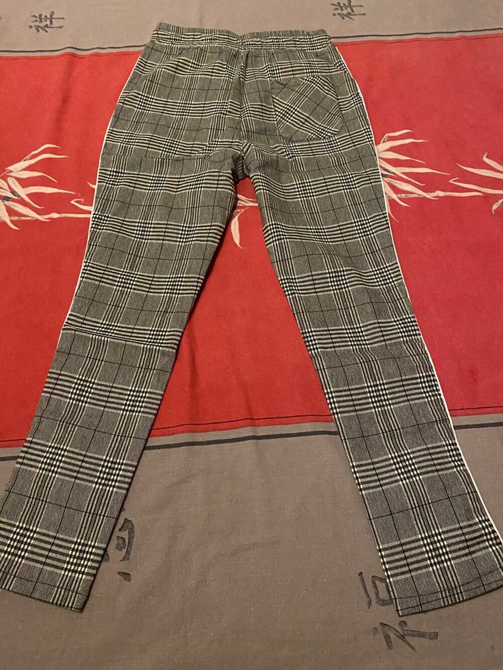 pantalon motif carreaux Vêtements