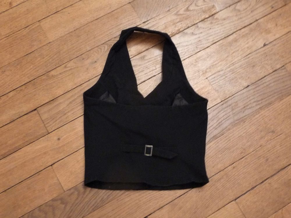 Top Dos Nu Cintr&eacute; Noir &agrave; Encolure V- Taille 34- Top Studio Vêtements
