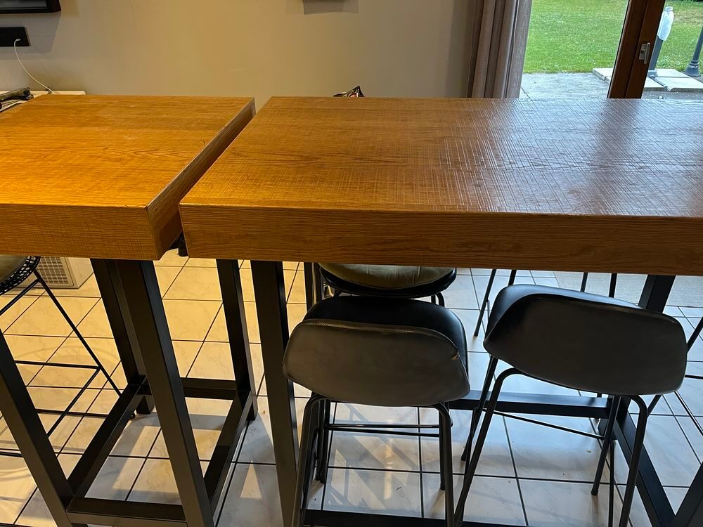 Suite travaux lot table avec chaises Meubles