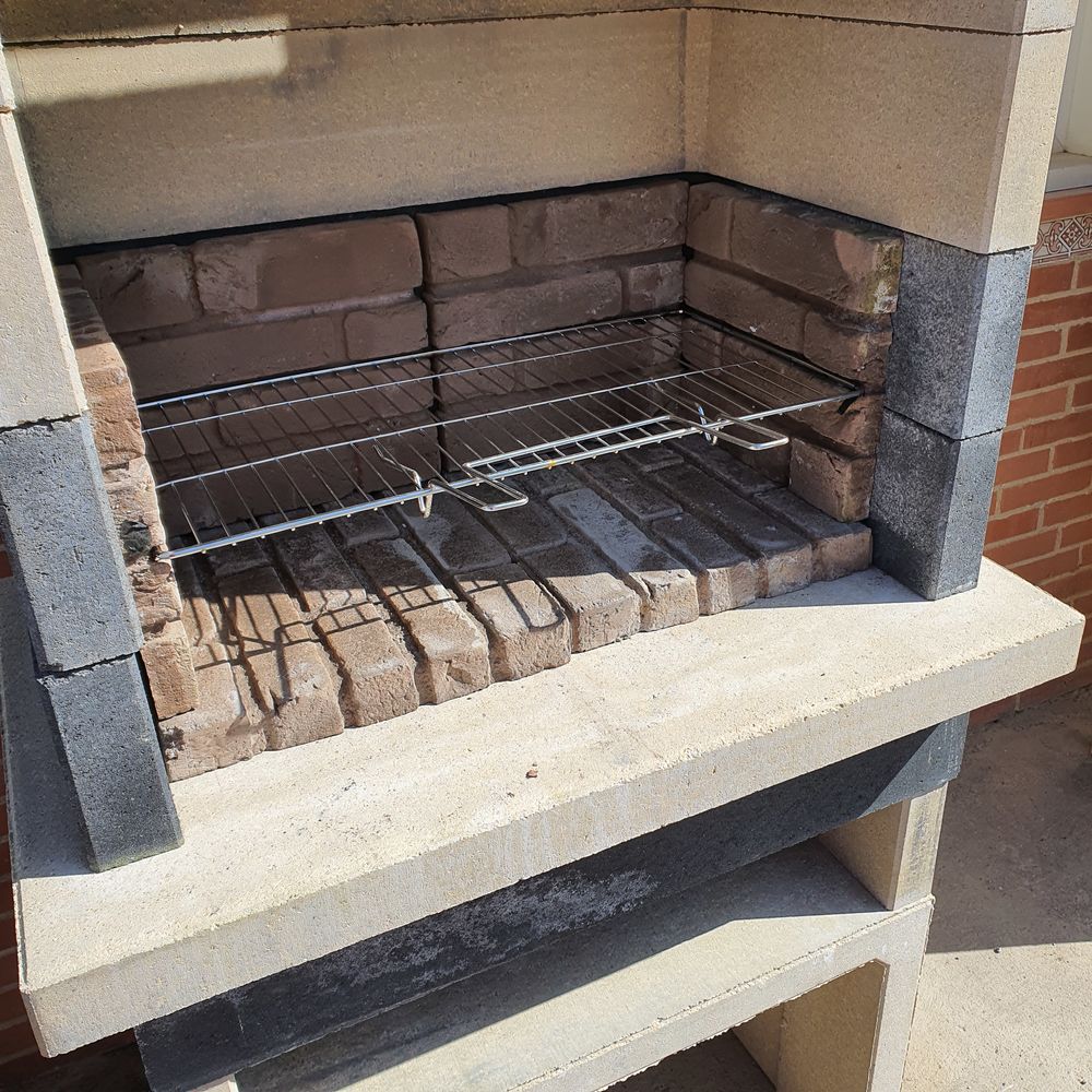 BARBECUE A BATIR - 2 Mod&egrave;les de foyer en Brique ou Grilloir Inox - PLAN TRAVAIL Modulable possible - PROMO 1 plan de travail OFFERT Bricolage