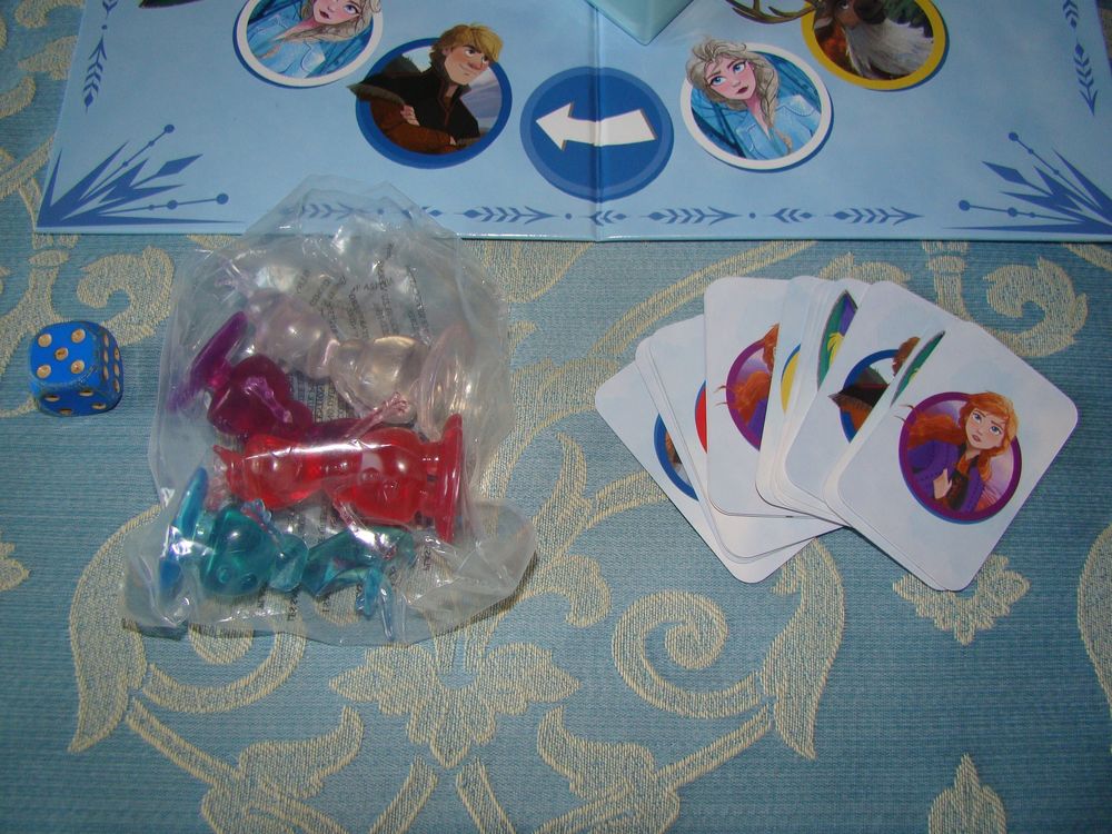 Jeu de soci&eacute;t&eacute; - Les Pouvoirs d'Elsa - La Reine des Neiges Jeux / jouets