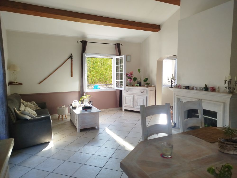Vente Villa Charmante villa de plein pied 111m2 sur un terrain de 2004M2 La valette-du-var