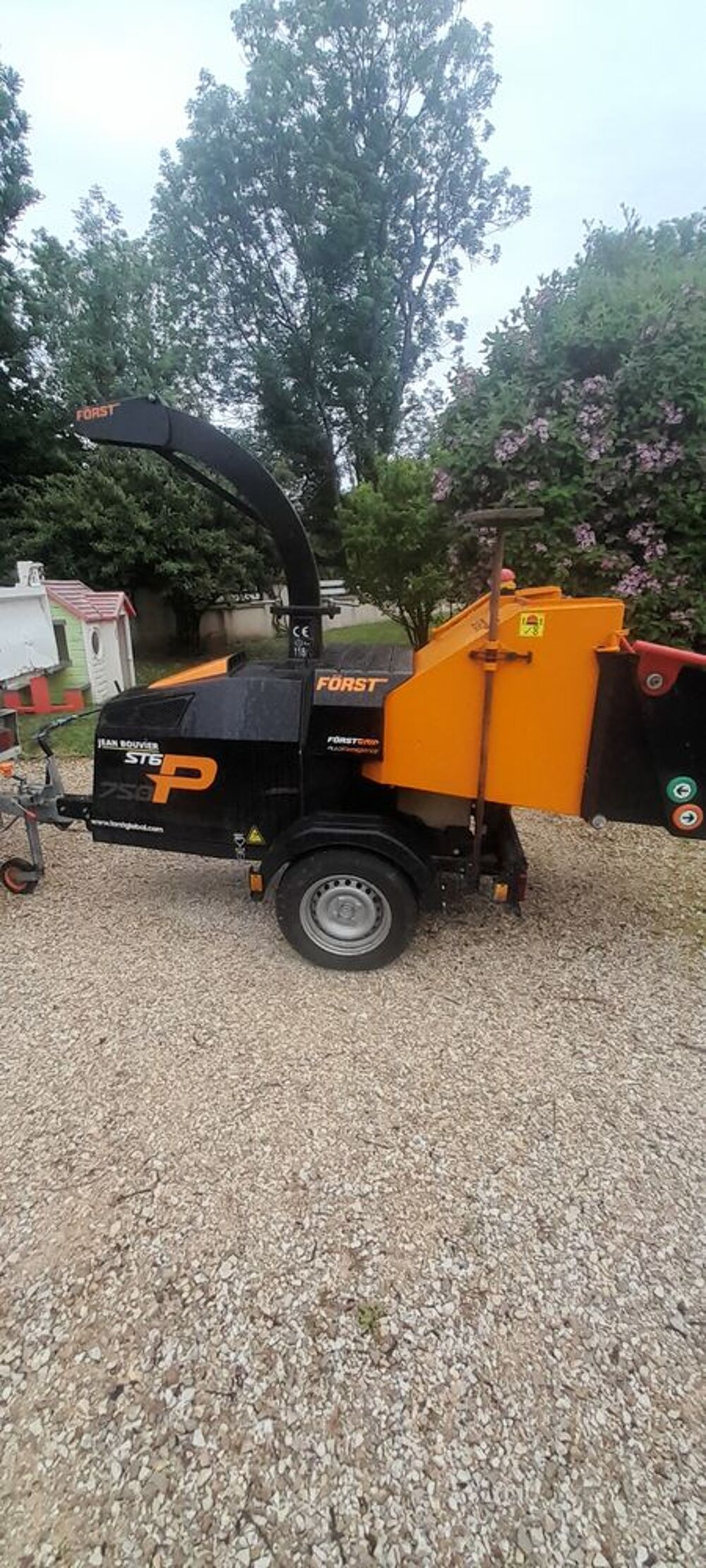   Broyeur végétaux forst st6p 