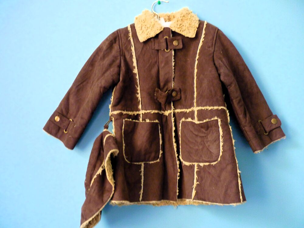 Manteau Fille 3 ans Okaidi daim Marron TBE + bonnet assorti Vêtements enfants