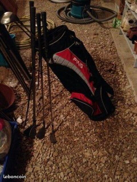 Sac de golf trpied marque PING + clubs de golf 0 Saints-Geosmes (52)