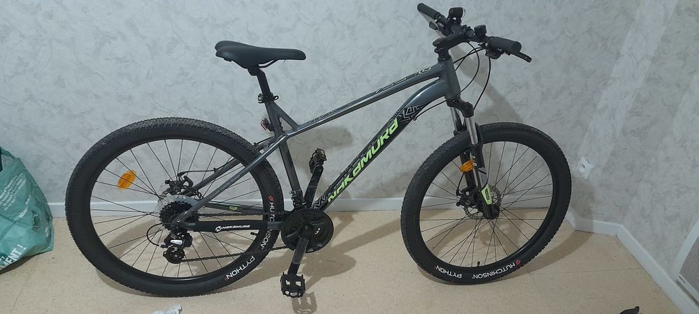 vtt nakamura summit 700 quasi neuf Vélos