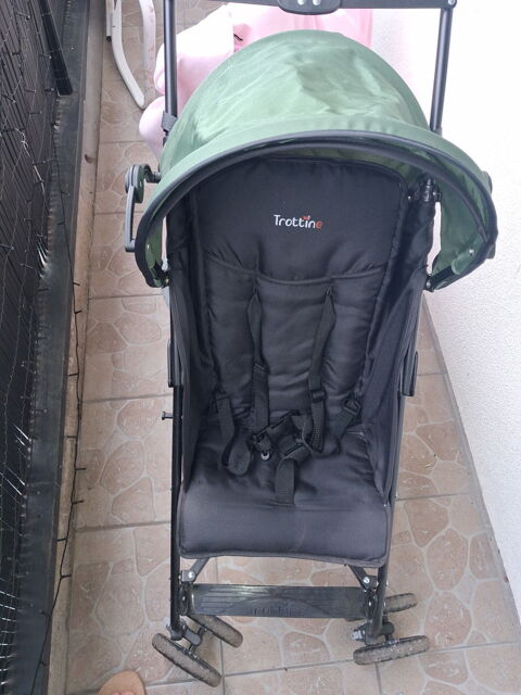 Poussette canne trottine 25 Corbeil-Essonnes (91)