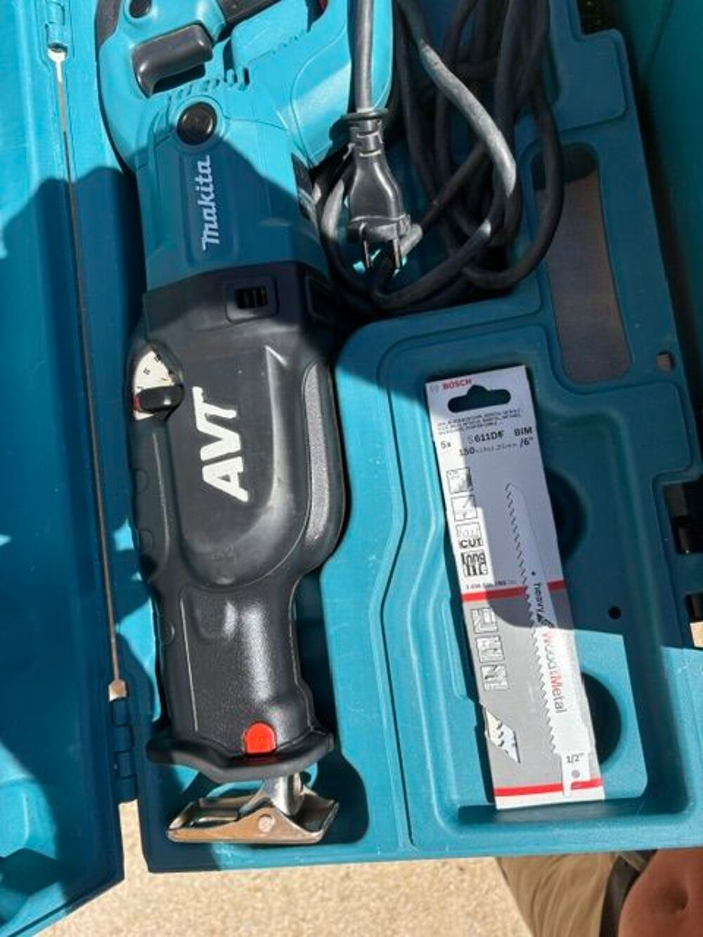 SCIE SABRE MAKITA AVT FILAIRE Bricolage