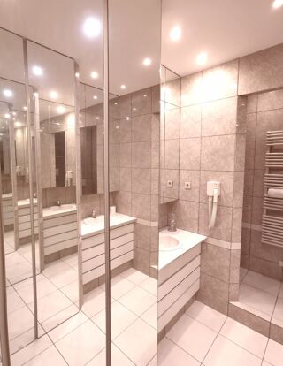  Appartement � vendre 5 pi�ces 171 m�