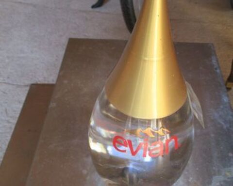 bouteille d'�vian 10 Casteljaloux (47)