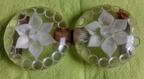 Paire d'Attaches Cristal  Motif Floral Gravé 3.5 cm      N°1 10 Thonon-les-Bains (74)