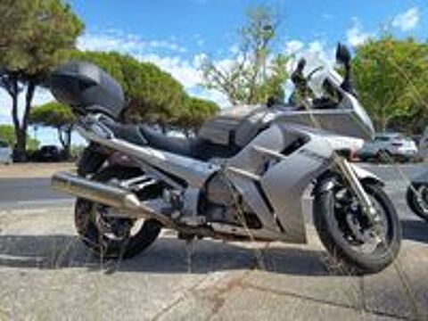 YAMAHA 2001 occasion 34130 Mauguio-Carnon-Plage