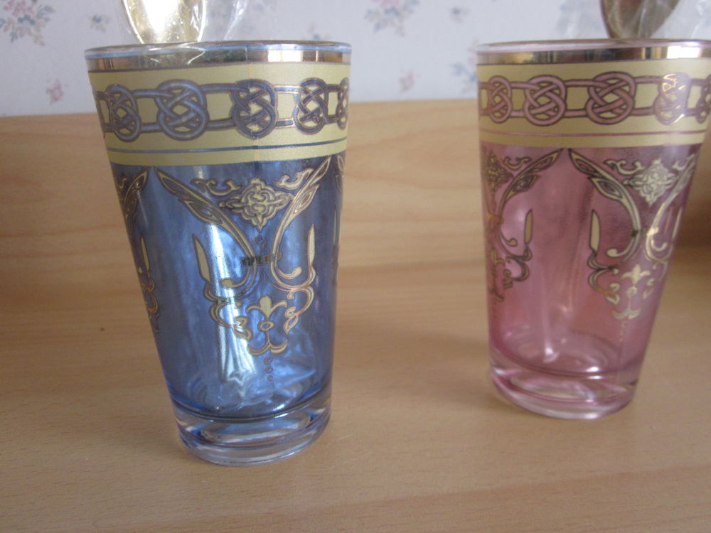 2 verres &agrave; th&eacute; Cuisine