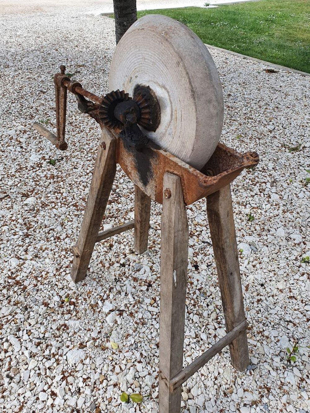 Meule &agrave; aiguiser Bricolage