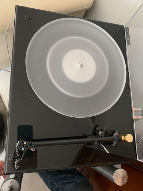 PLATINE  VINYLE NOIR LAQUE  650 Saint-Cyr-sur-Loire (37)
