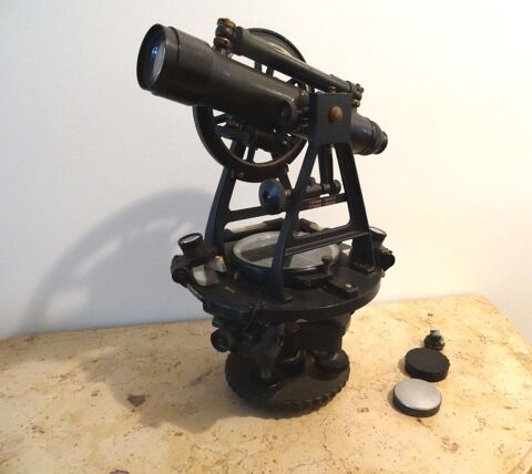 Thodolite ancien W.& L.E GURLEY dans sa boite d'origine 520 Paris 4 (75)