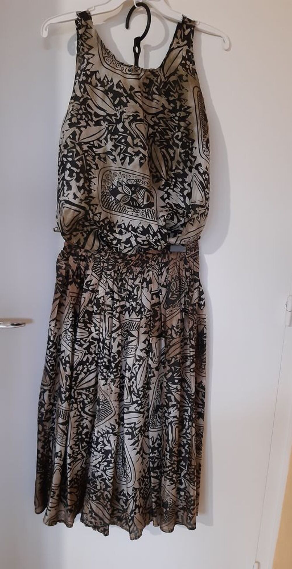 Jupe Longue &amp; D&eacute;bardeur Soie Marron-Beige. Vêtements