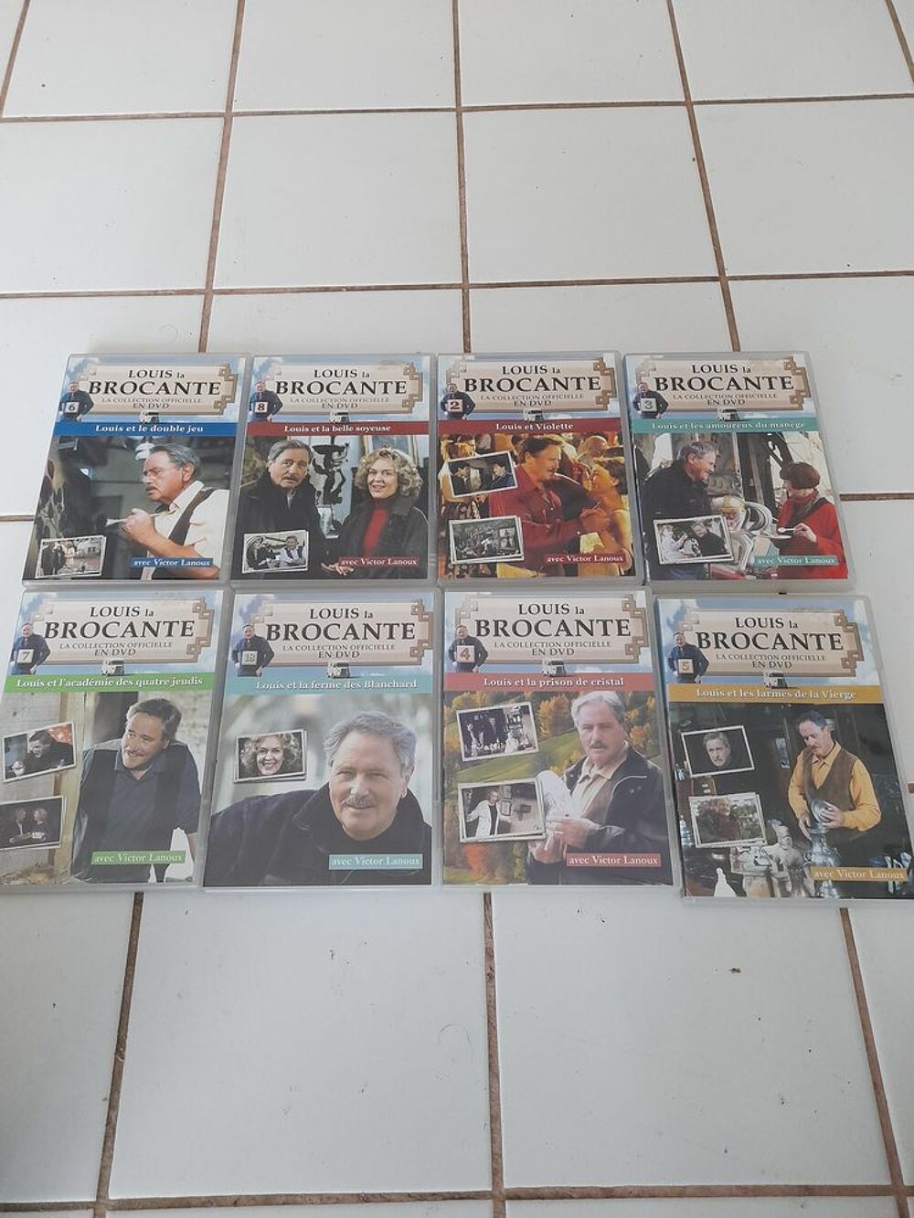 LOUIS LA BROCANTE Photos/Video/TV