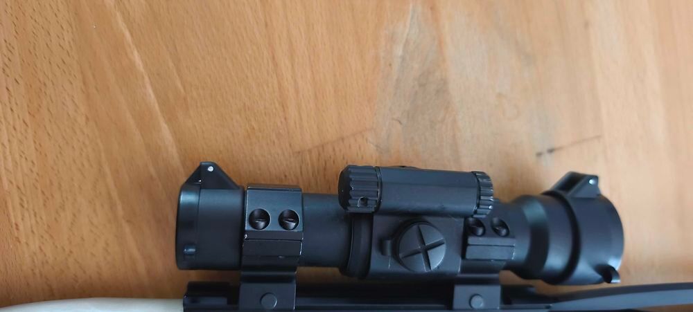 red dot aimpoint Sports