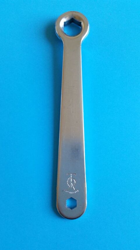 CL� POUR D�BLOCAGE AXE DE MANIVELLE 0 Perpignan (66)