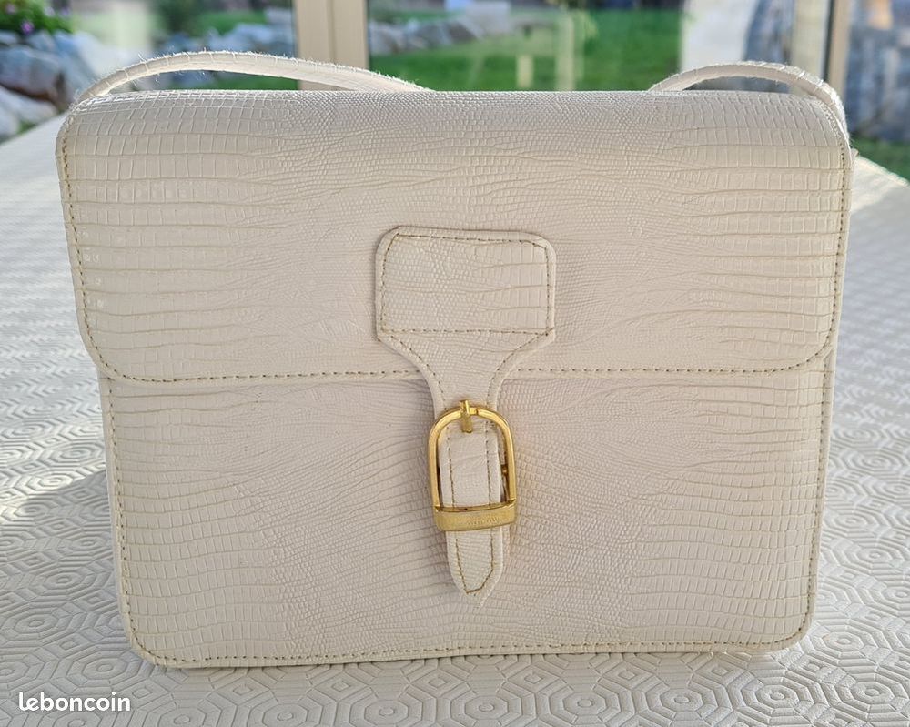 SAC FA&Ccedil;ON CROCO Vêtements