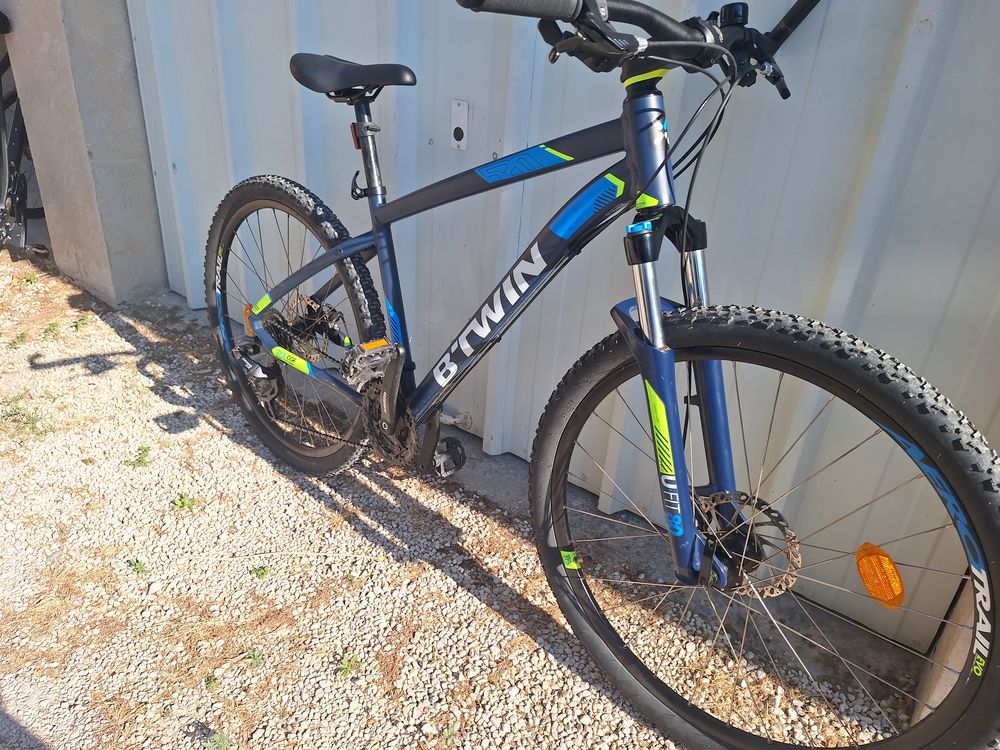 VTT rockrider 520 etat neuf Vélos