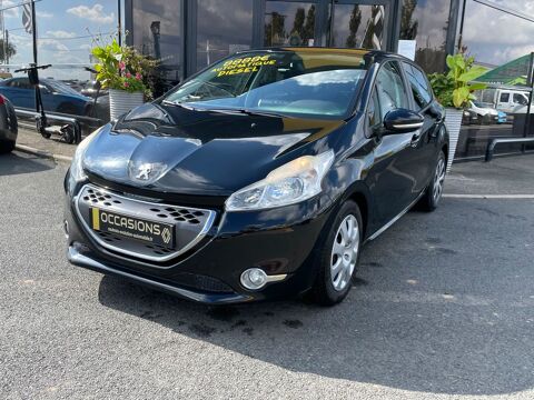 Peugeot 208 1.4 e-HDi 68ch FAP BMP5 BLUE LION Busine