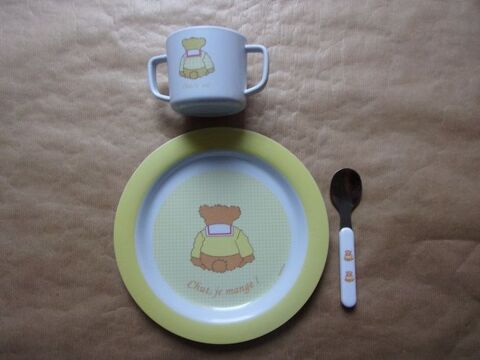 Ensemble repas 5 Montaigu-la-Brisette (50)