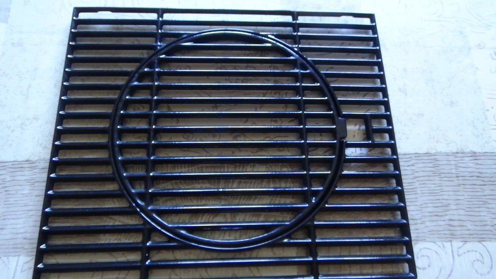 Grille modulable en fonte plus pierre c&eacute;ramique &agrave; pizzas Cuisine