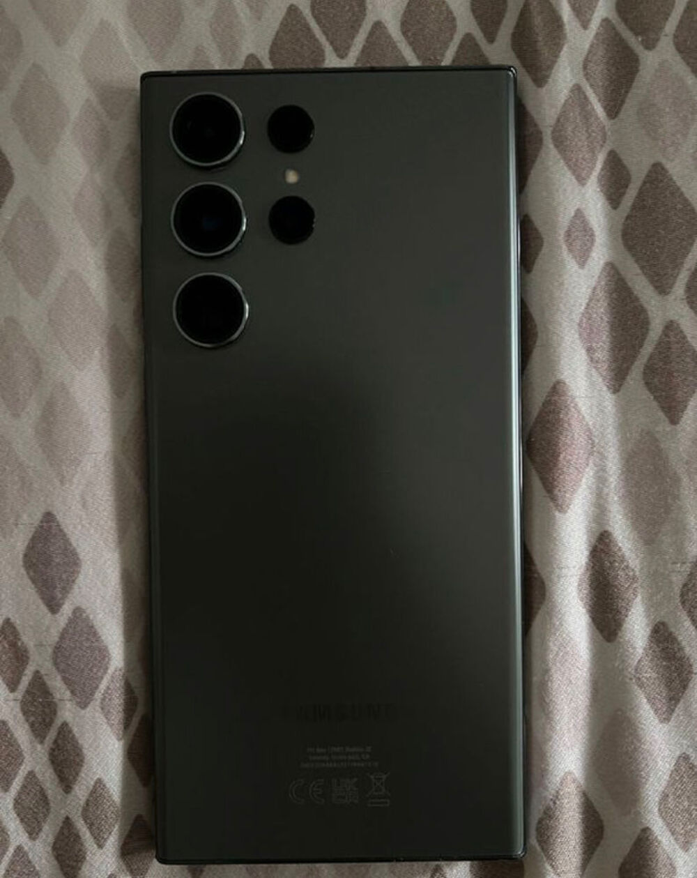 S23 Téléphones et tablettes
