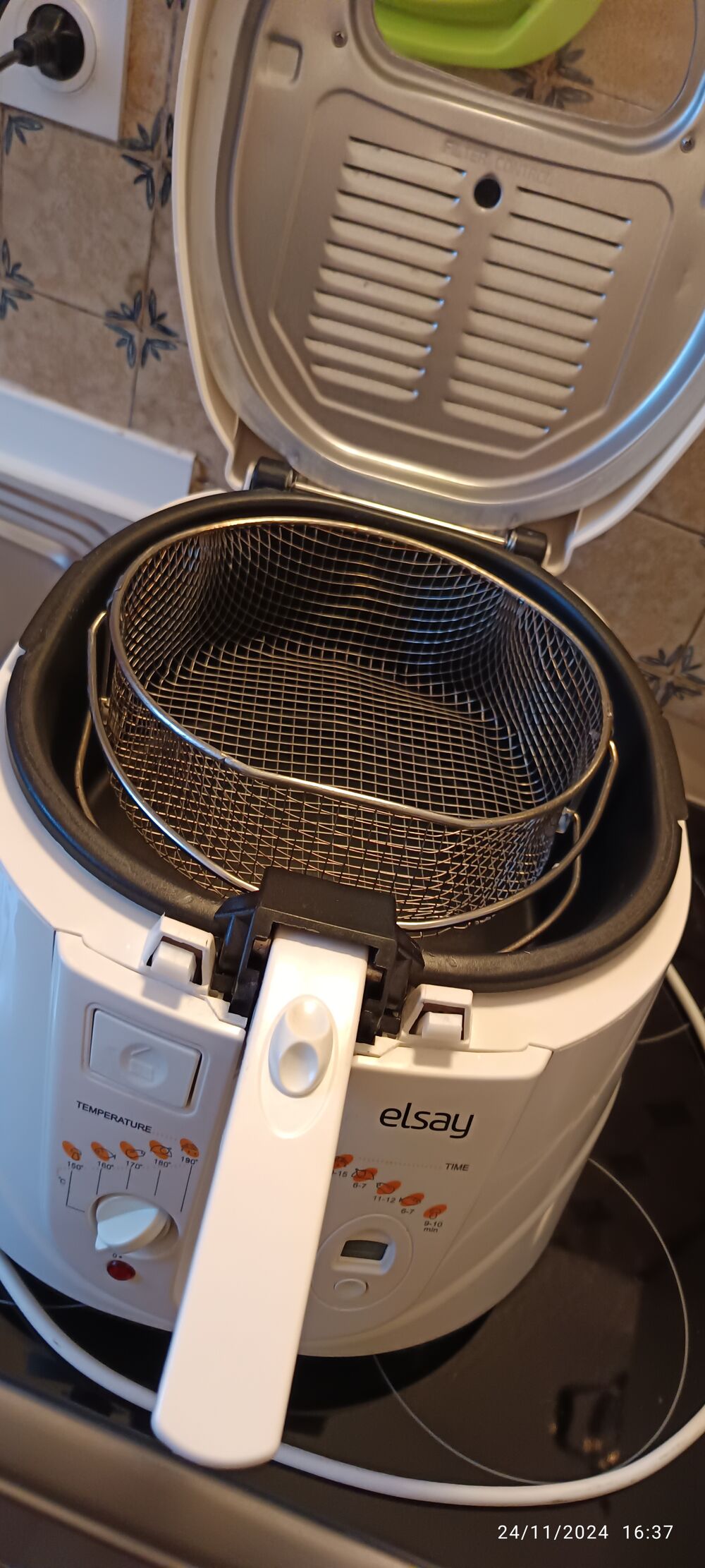 Friteuse &agrave; huile Electroménager