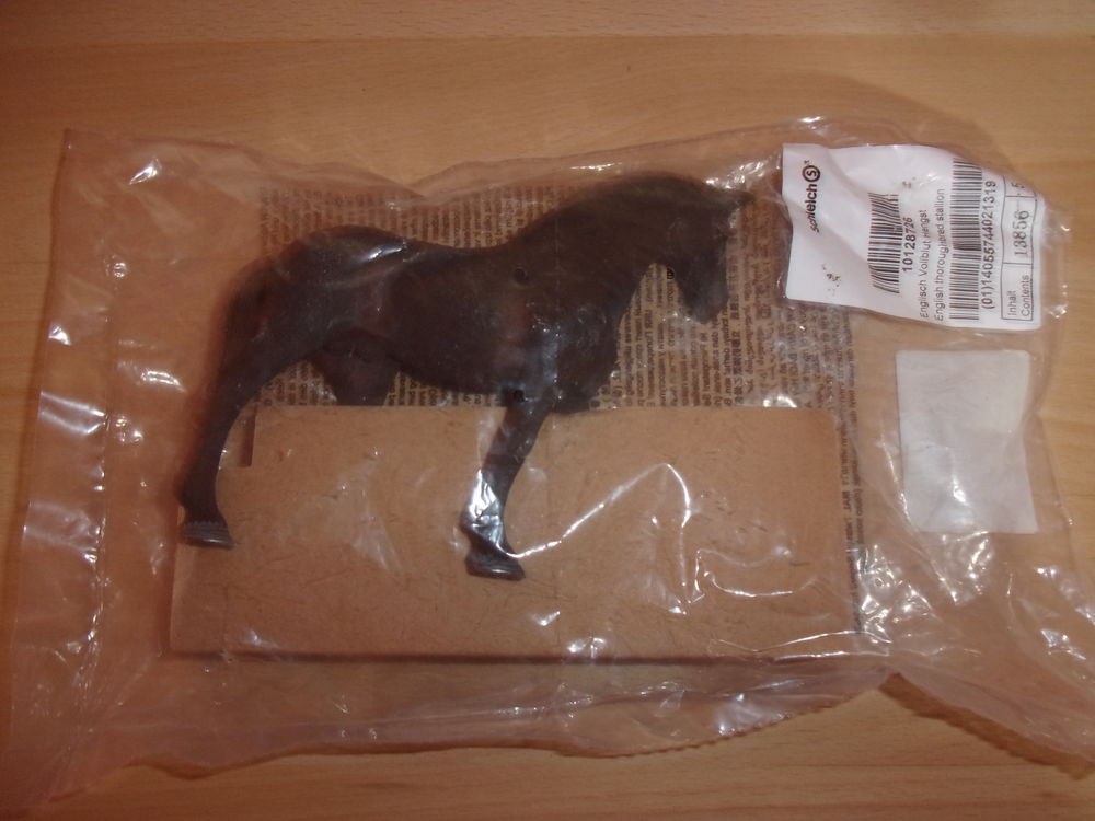 Etalon Pur-sang anglais de Schleich (Neuf) Jeux / jouets