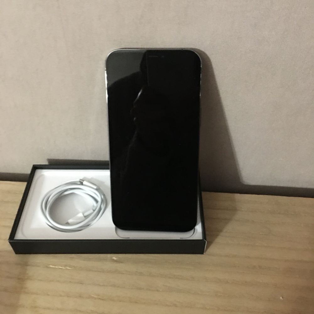 iPhone 12 pro max Téléphones et tablettes